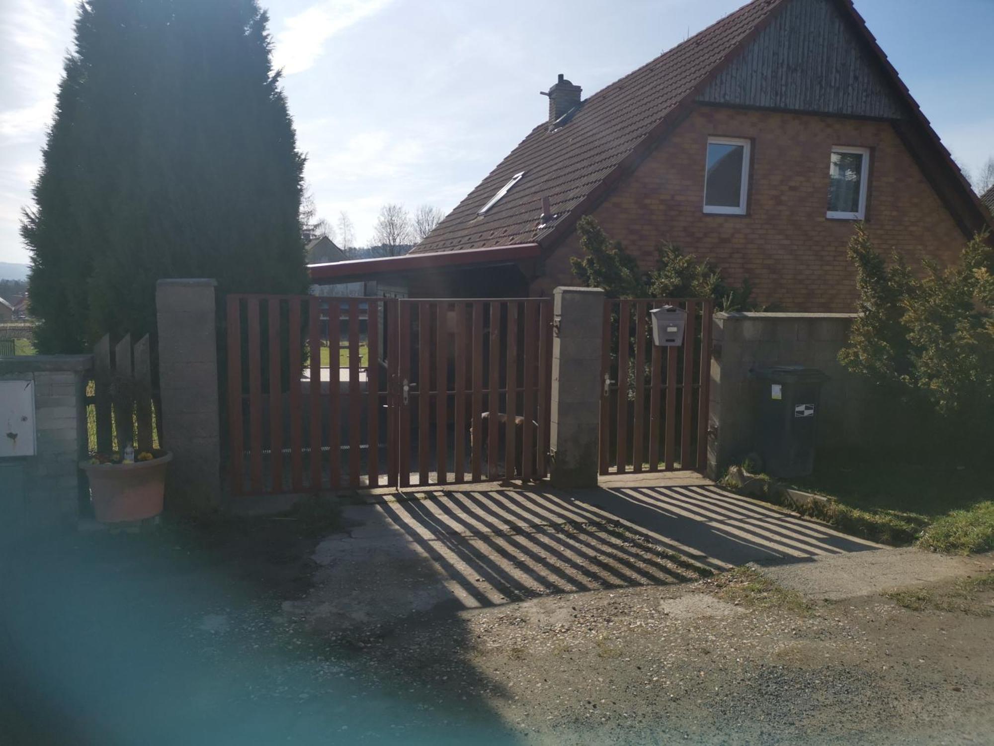 Apartman Jako U Babicky Tisá Dış mekan fotoğraf